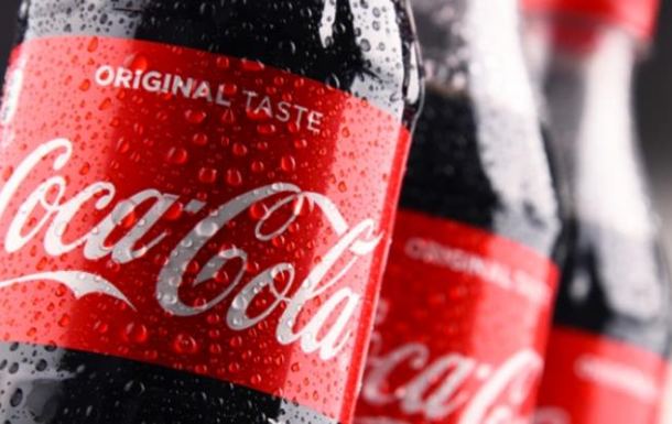 Coca-Cola відкликає 28 млн пляшок через небезпечні частки у напої