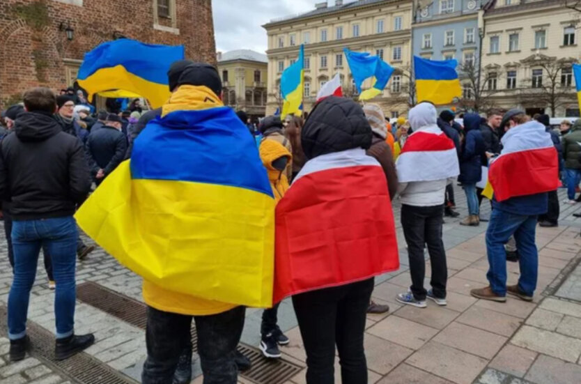 У Польщі українці масово просять міжнародний захист